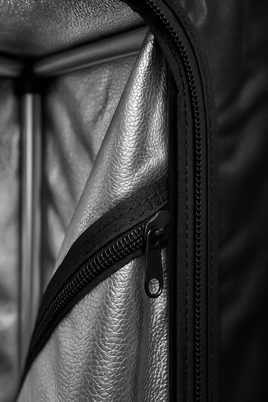 Grow Tent 60×60×140 cm – Lightproof Mylar Reflective