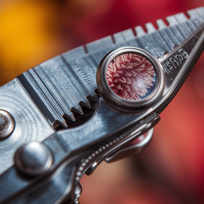 Pruning Shears with Detachable Loupe – Precision Cannabis Trimming